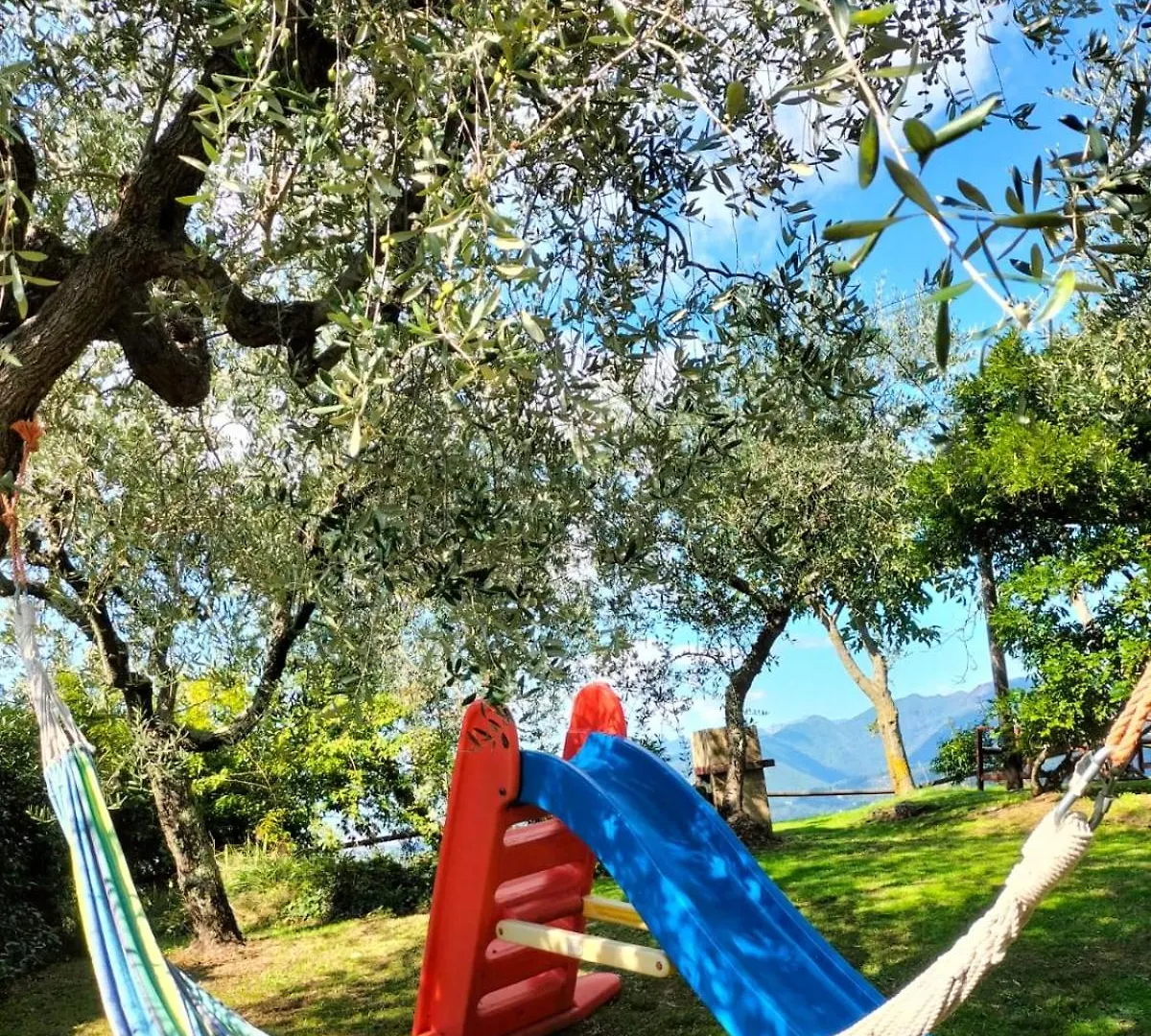 Semesterbostad Il Cantuccio Mommio Italien